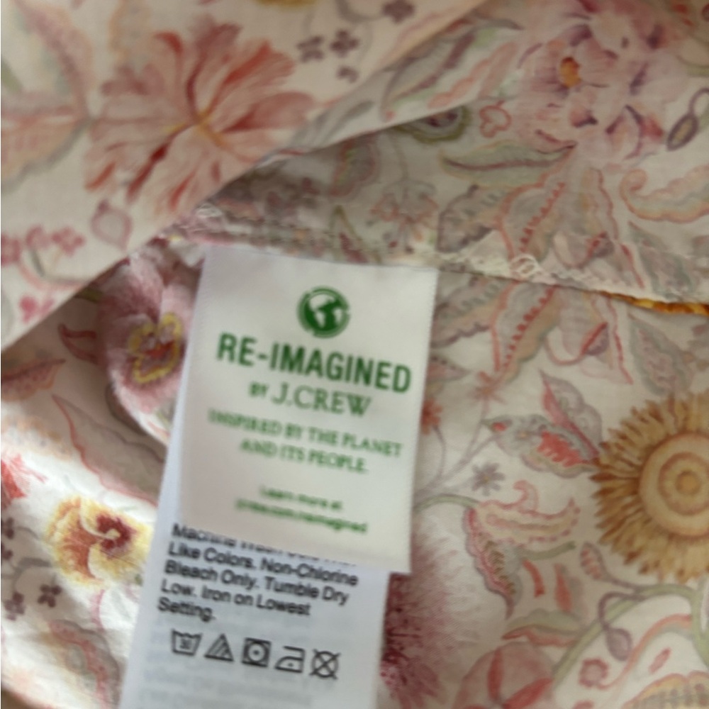 J. Crew Classic Liberty Garden of Life Button down
Size 0 - Picture 5 of 7